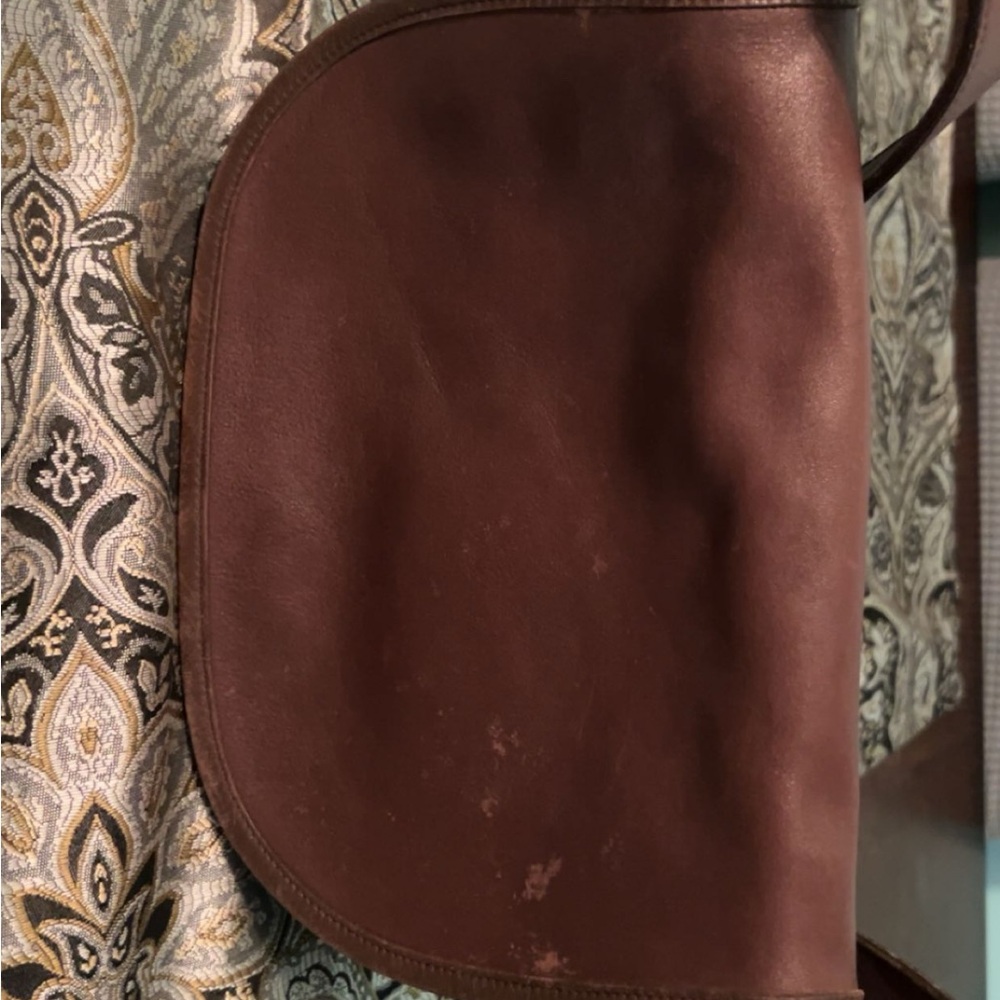 Elegant Brown Leather Men's Bag